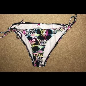 Patterned Bikini Bottoms
